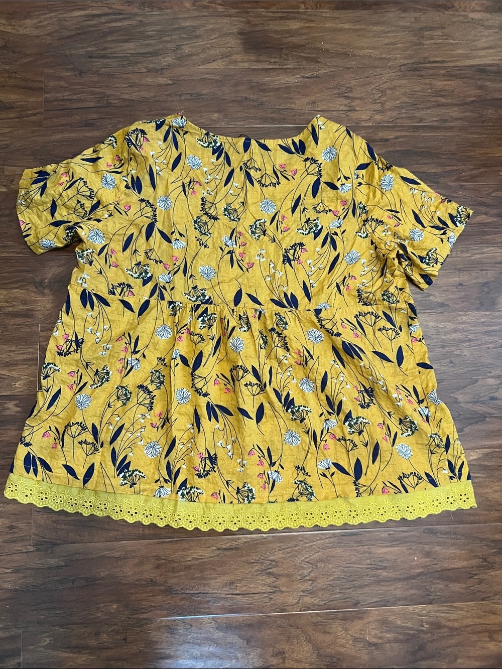 Dark Yellow Floral Lace-Hem Women’s Top - Picture 5 of 5